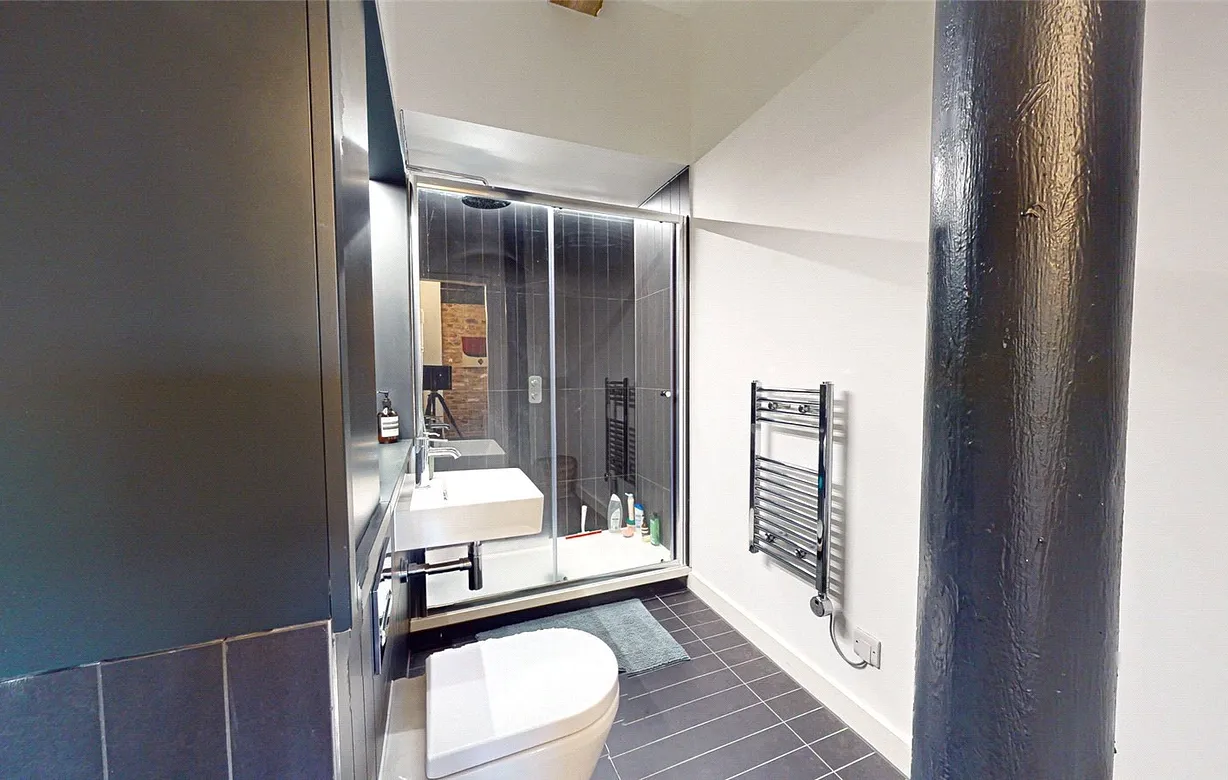 1 bedroom apartment to rent - Bentley Hurst