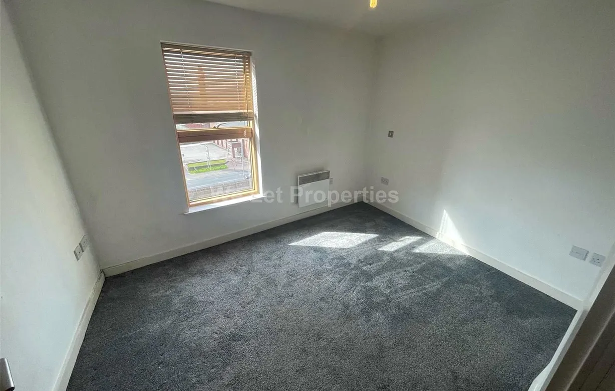 1 bedroom apartment to rent - Bentley Hurst - undefined