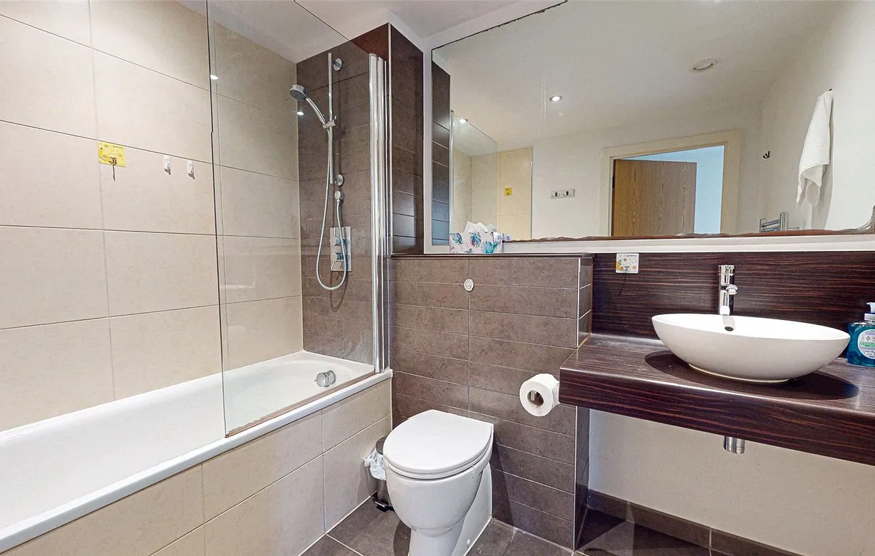 2 bedroom apartment for sale - Bentley Hurst