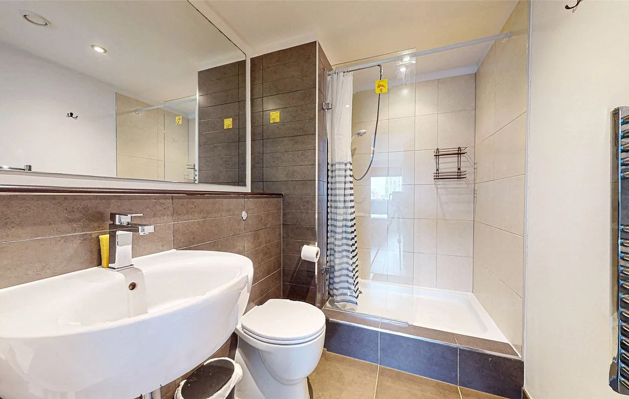 2 bedroom apartment for sale - Bentley Hurst