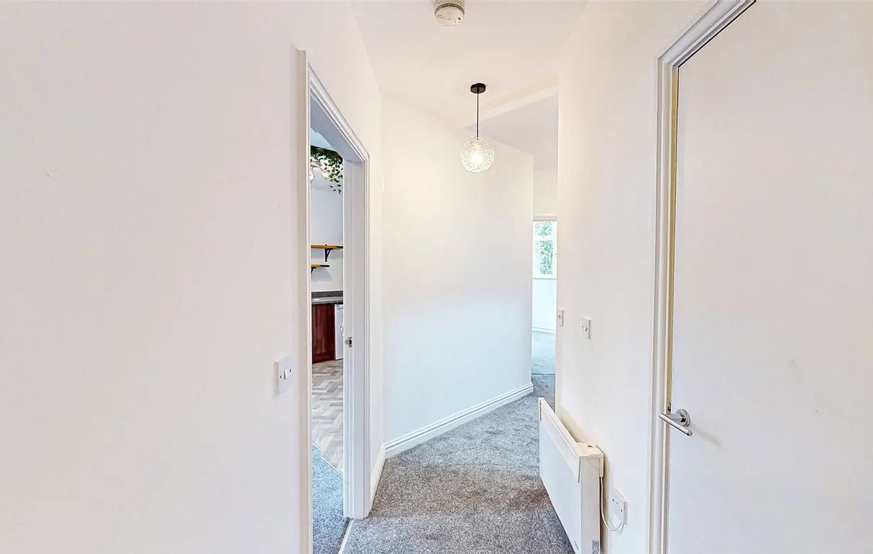 2 bedroom apartment to rent - Bentley Hurst