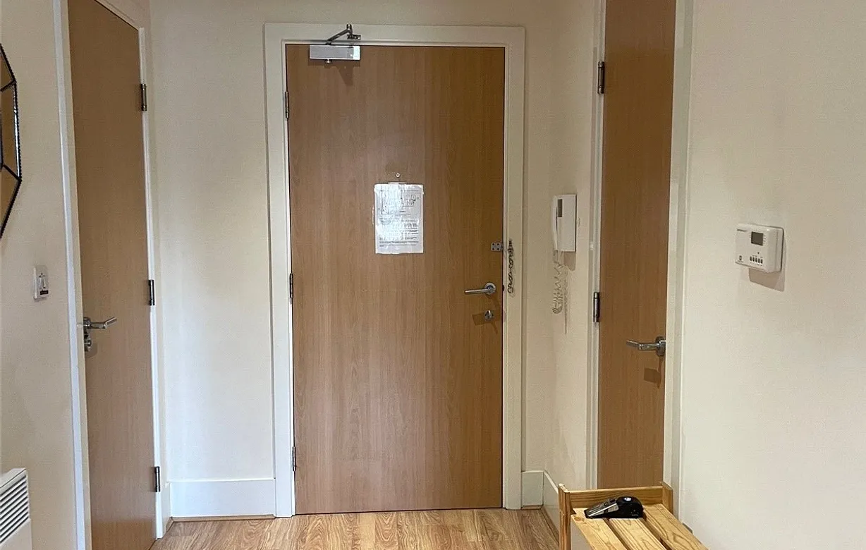 2 bedroom apartment to rent - Bentley Hurst