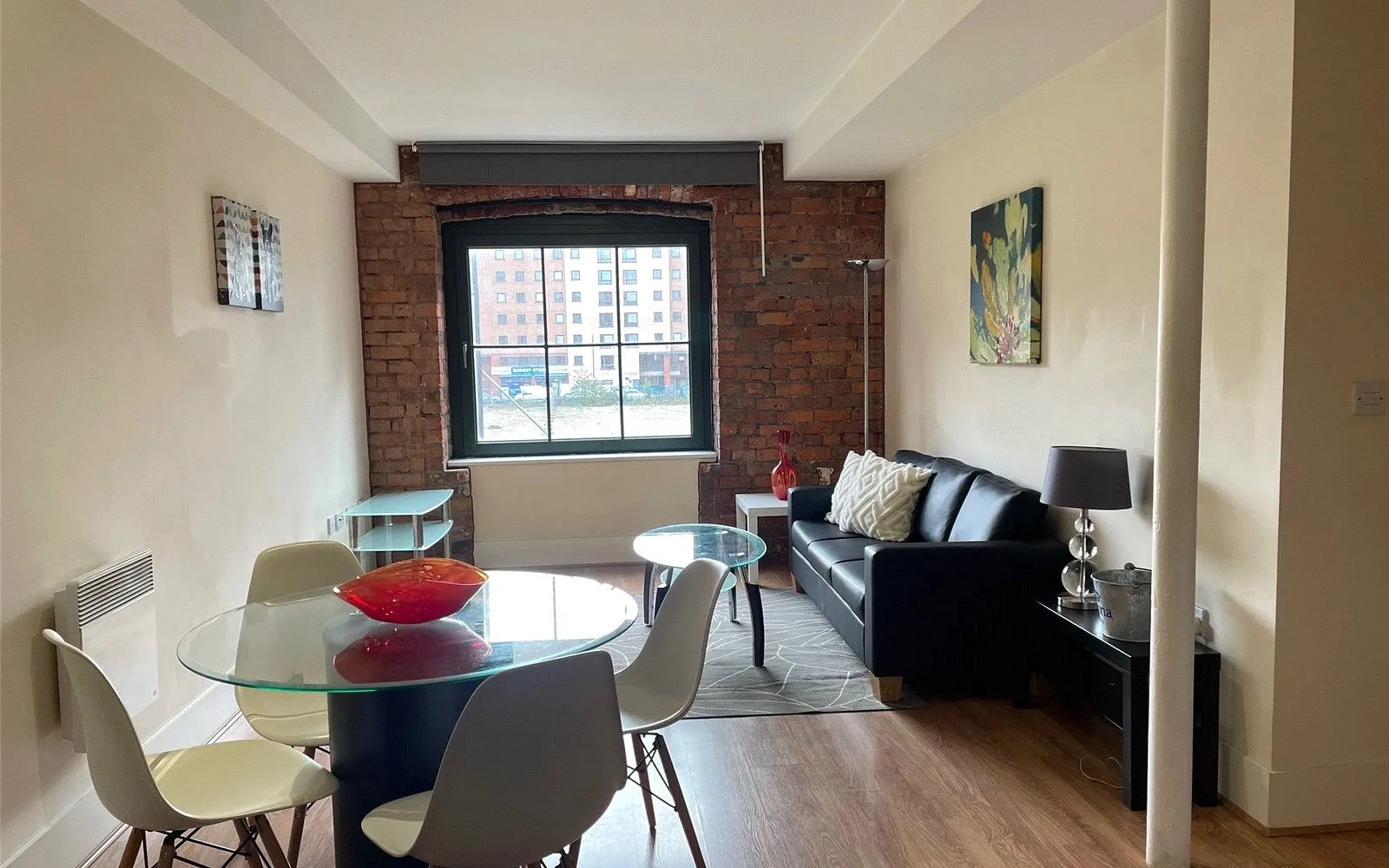 2 bedroom apartment to rent - Bentley Hurst