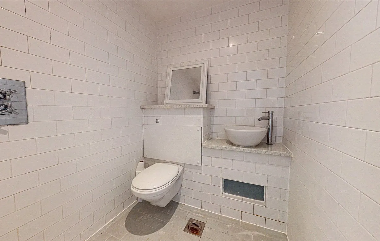 2 bedroom apartment to rent - Bentley Hurst