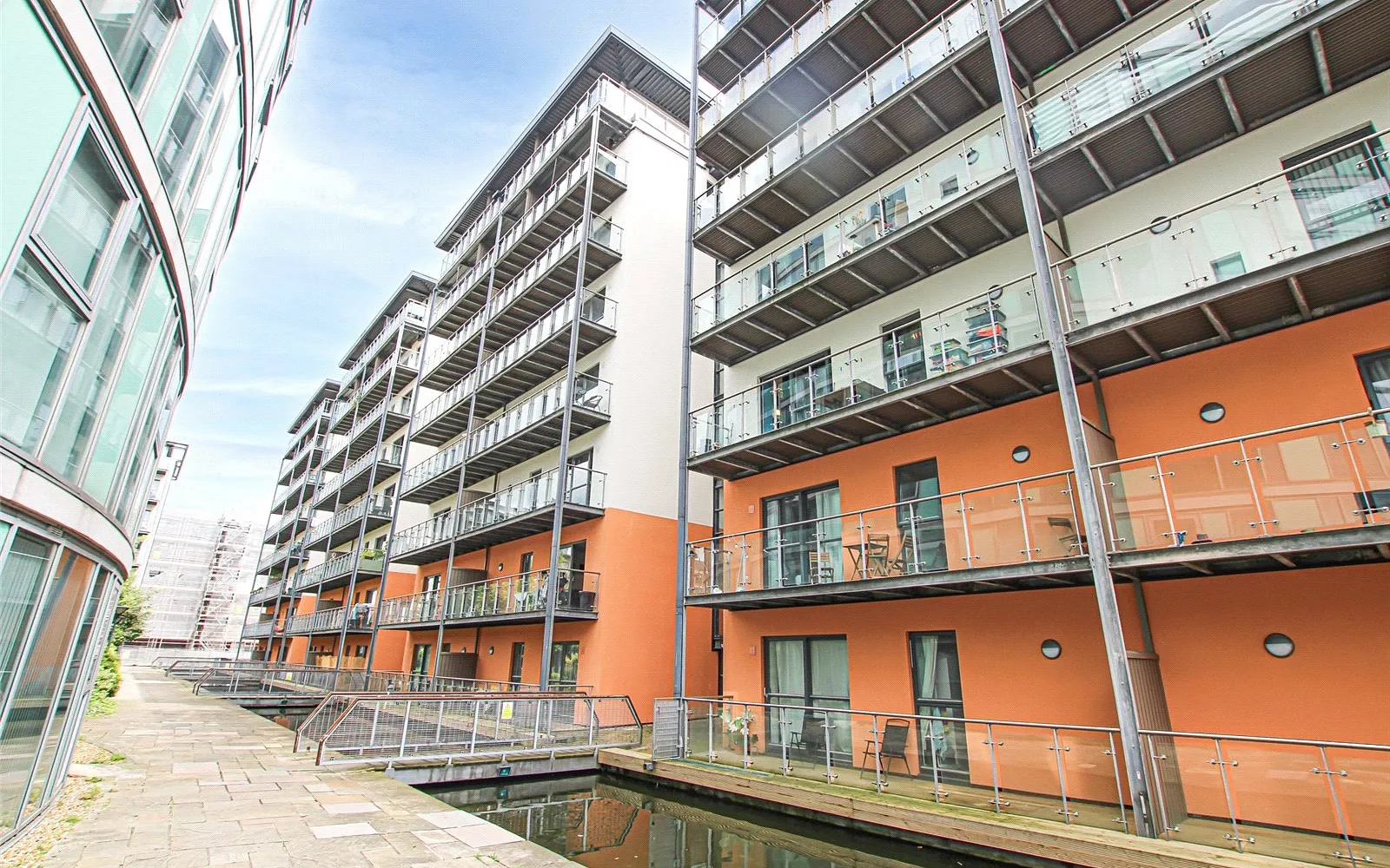 2 bedroom apartment to rent - Bentley Hurst