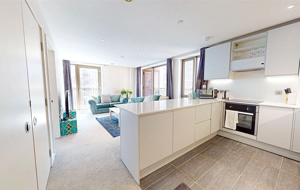 2 bedroom apartment for sale - Bentley Hurst