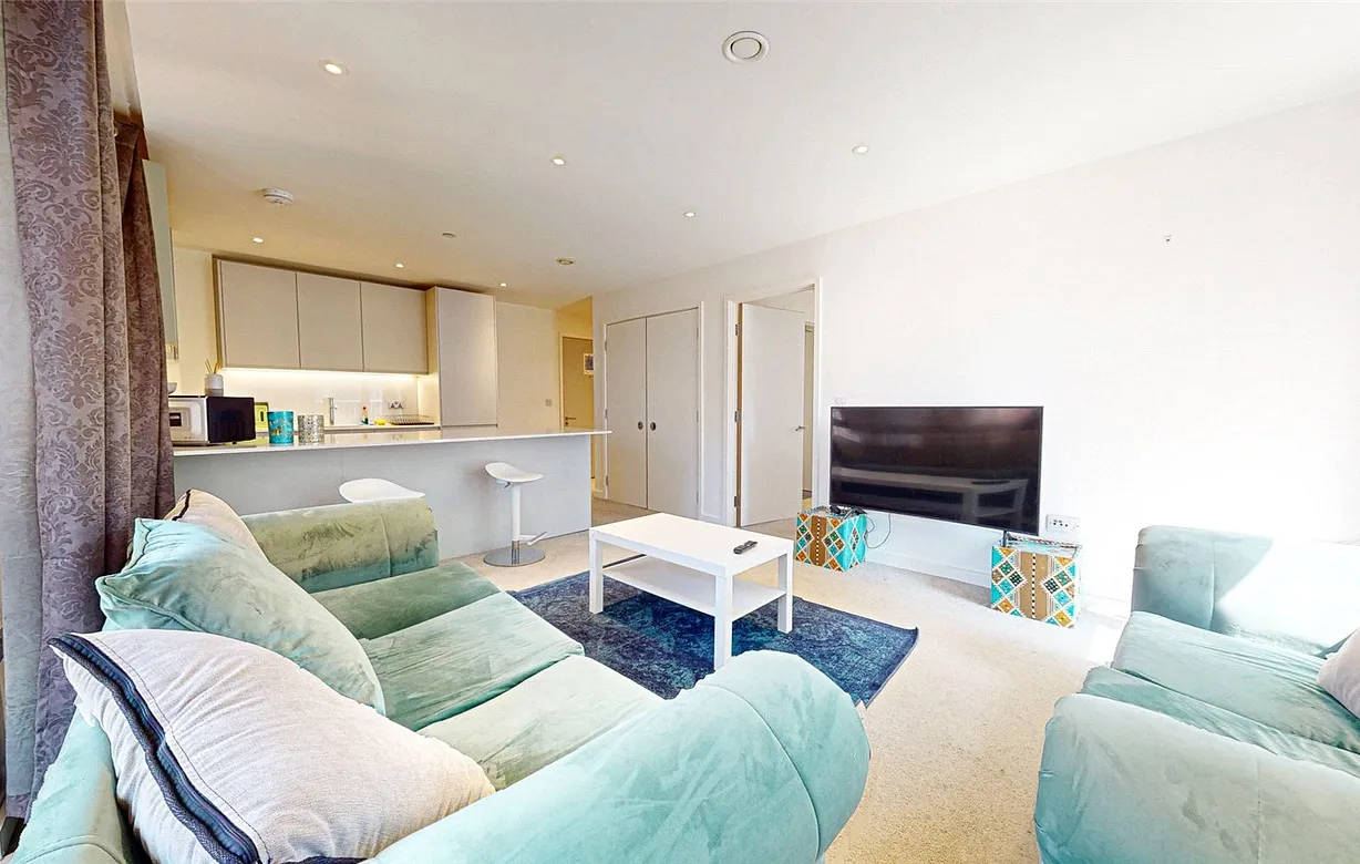 2 bedroom apartment for sale - Bentley Hurst