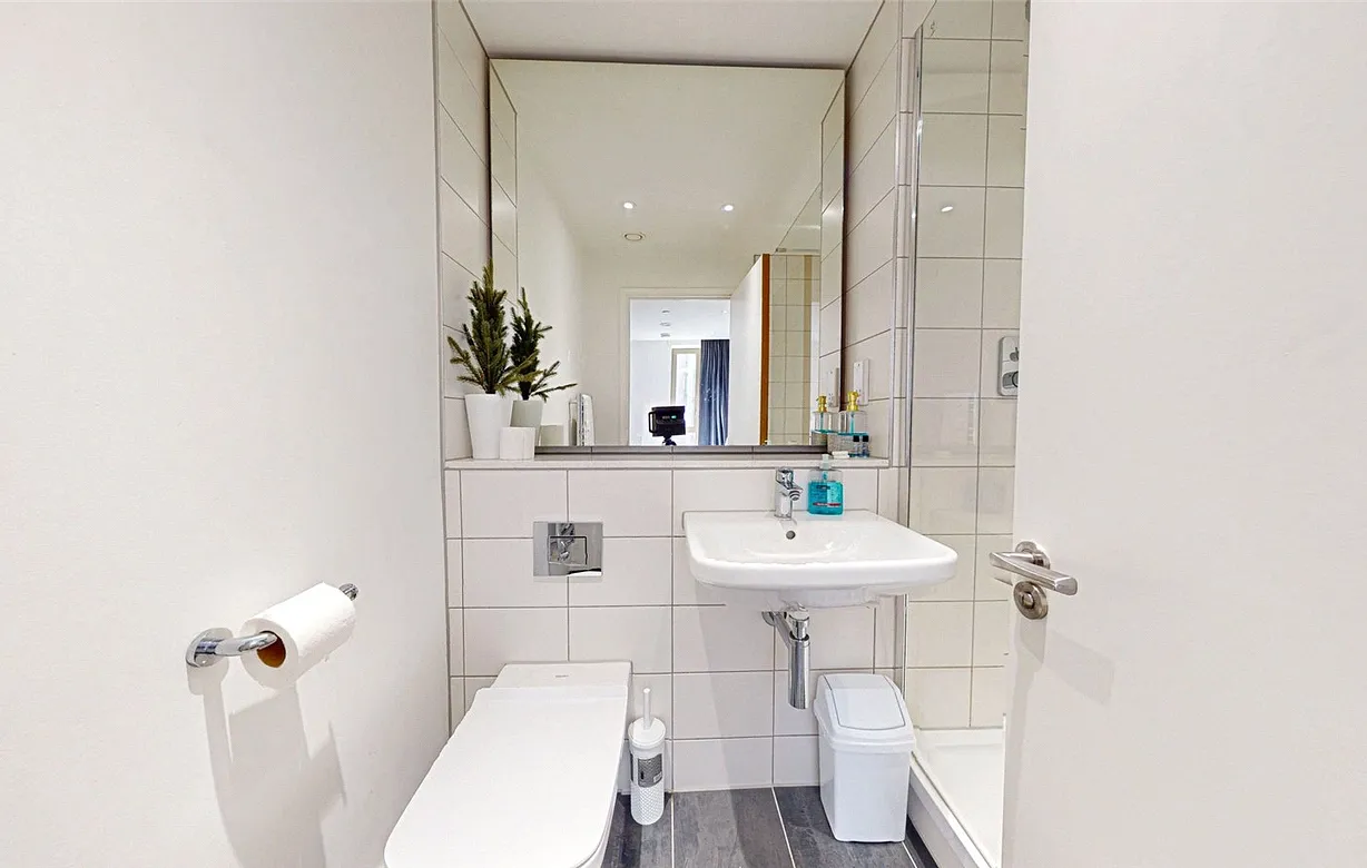 2 bedroom apartment for sale - Bentley Hurst