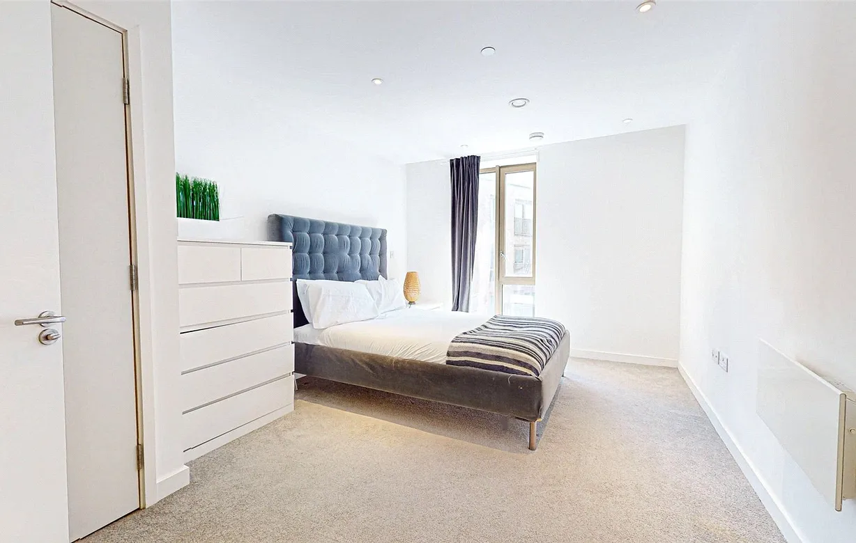 2 bedroom apartment for sale - Bentley Hurst