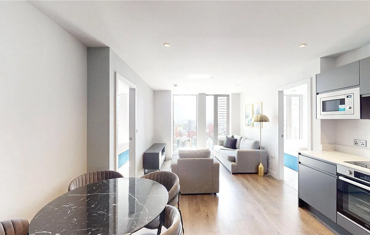 2 bedroom apartment to rent - Bentley Hurst