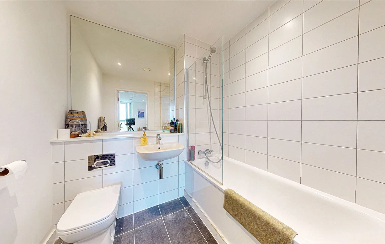 2 bedroom apartment for sale - Bentley Hurst