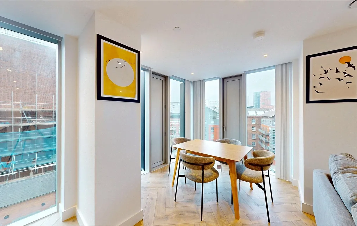 2 bedroom apartment to rent - Bentley Hurst