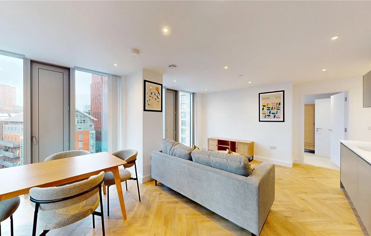 2 bedroom apartment to rent - Bentley Hurst