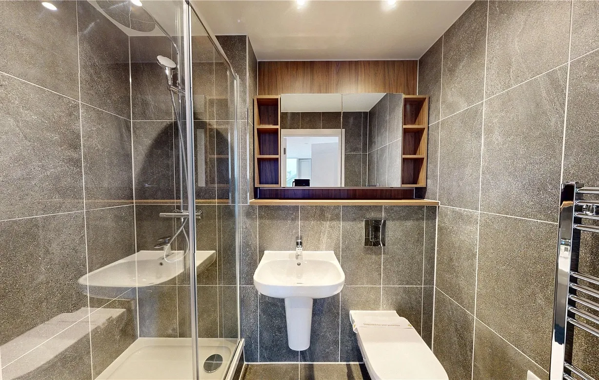 2 bedroom apartment to rent - Bentley Hurst