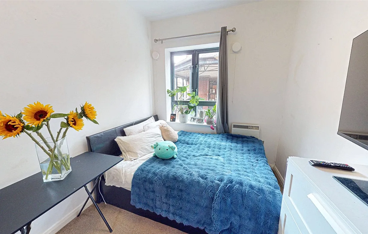 2 bedroom apartment for sale - Bentley Hurst