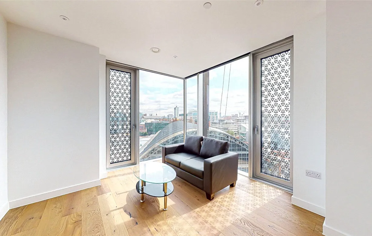 2 bedroom apartment to rent - Bentley Hurst