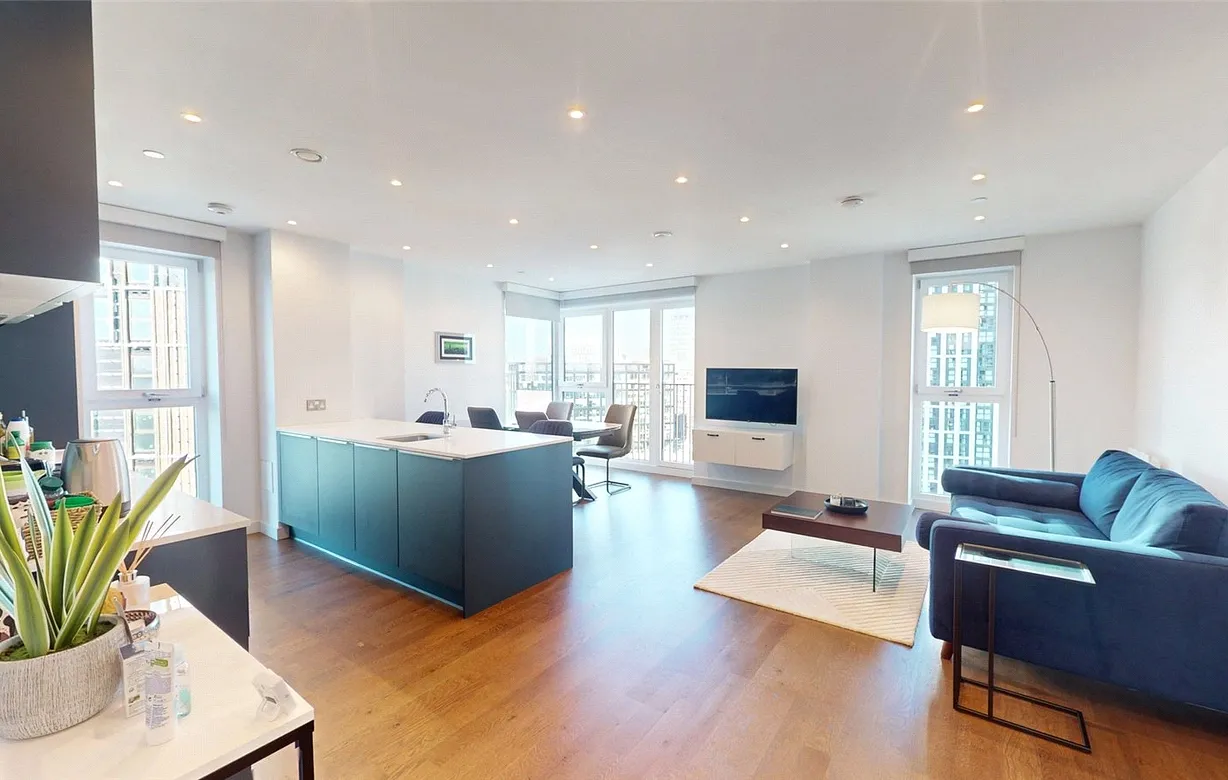 2 bedroom apartment to rent - Bentley Hurst