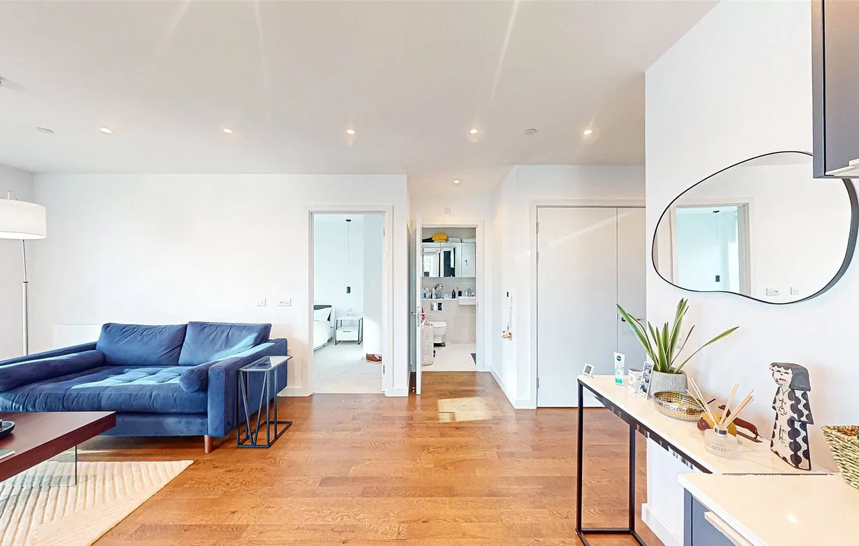 2 bedroom apartment to rent - Bentley Hurst