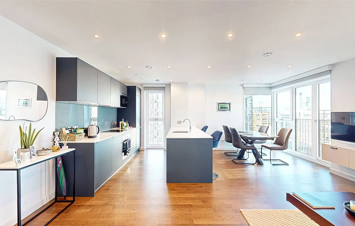 2 bedroom apartment to rent - Bentley Hurst