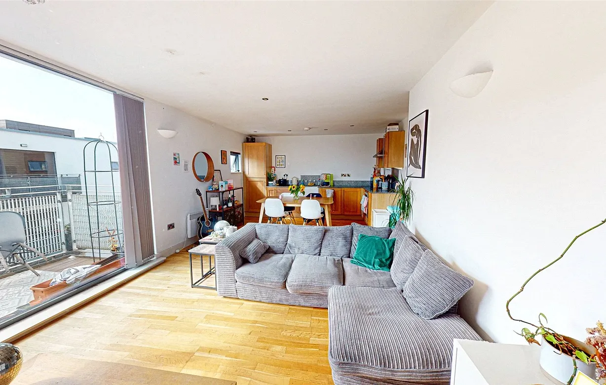 2 bedroom apartment for sale - Bentley Hurst