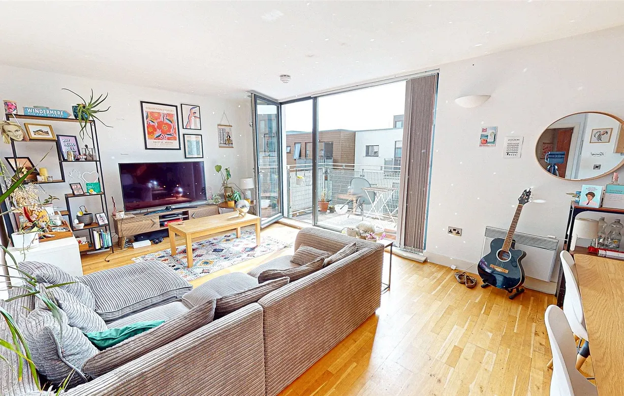 2 bedroom apartment for sale - Bentley Hurst