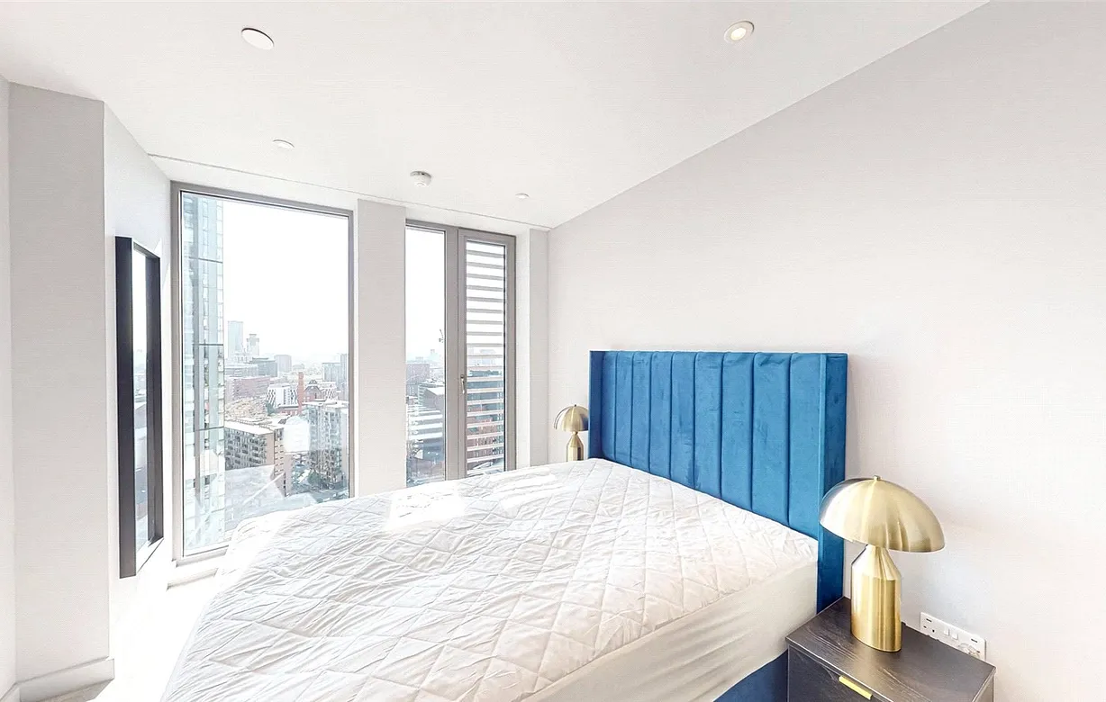 2 bedroom apartment to rent - Bentley Hurst