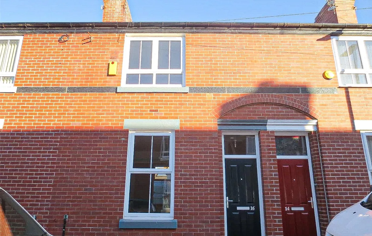2 bedroom house for sale - Bentley Hurst