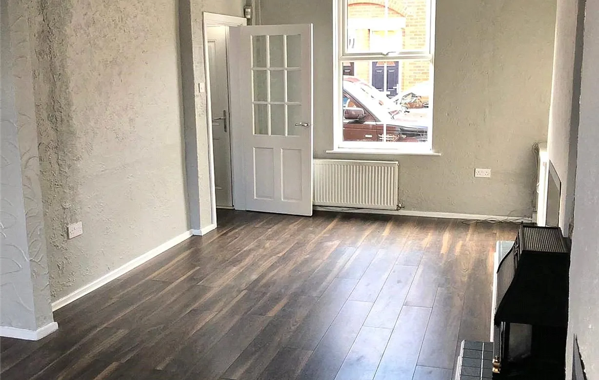 2 bedroom house for sale - Bentley Hurst