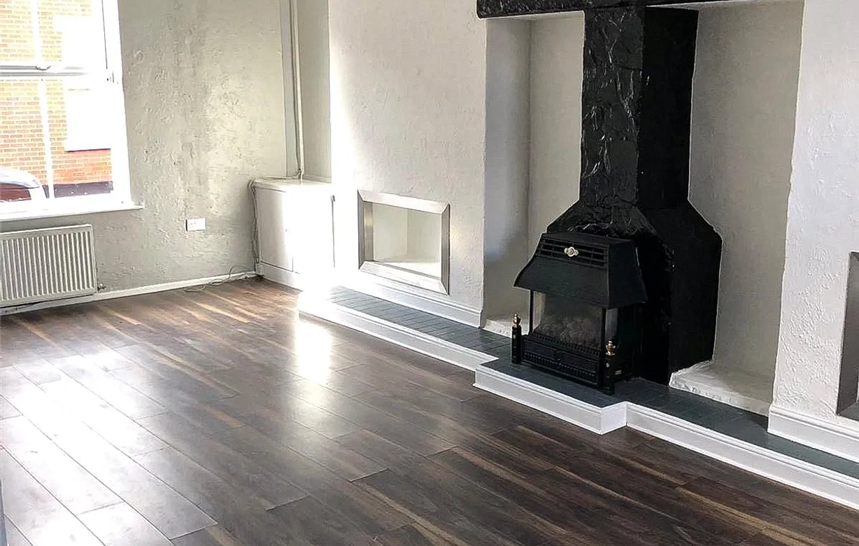 2 bedroom house for sale - Bentley Hurst