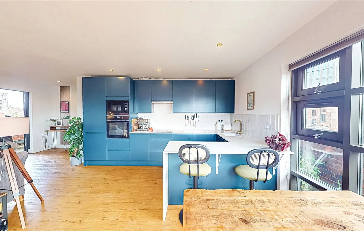 2 bedroom apartment to rent - Bentley Hurst