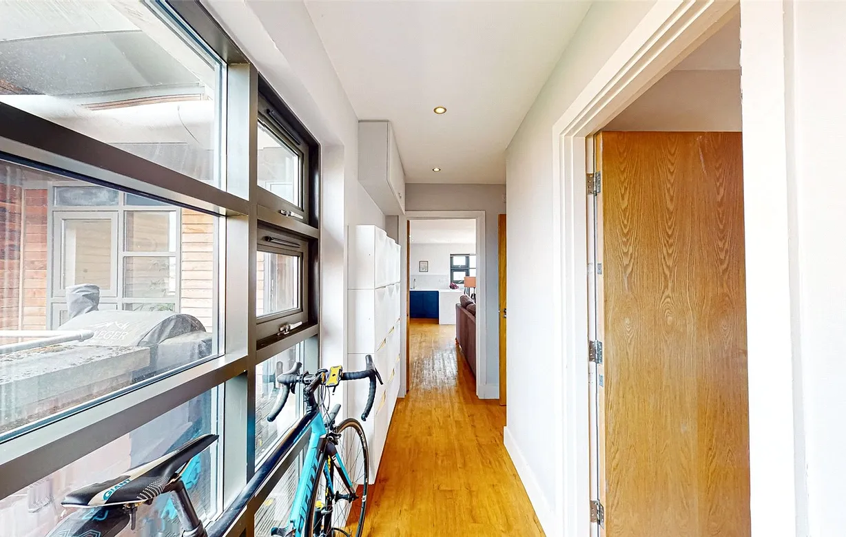 2 bedroom apartment to rent - Bentley Hurst