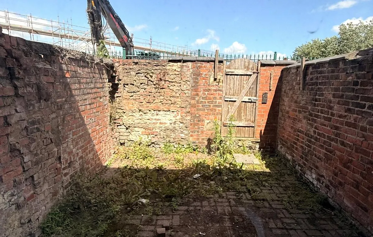 2 bedroom house to rent - Bentley Hurst