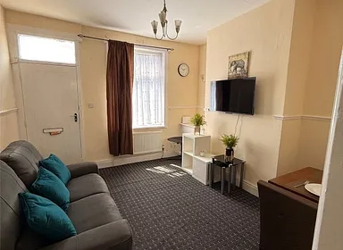 2 bedroom house to rent - Bentley Hurst