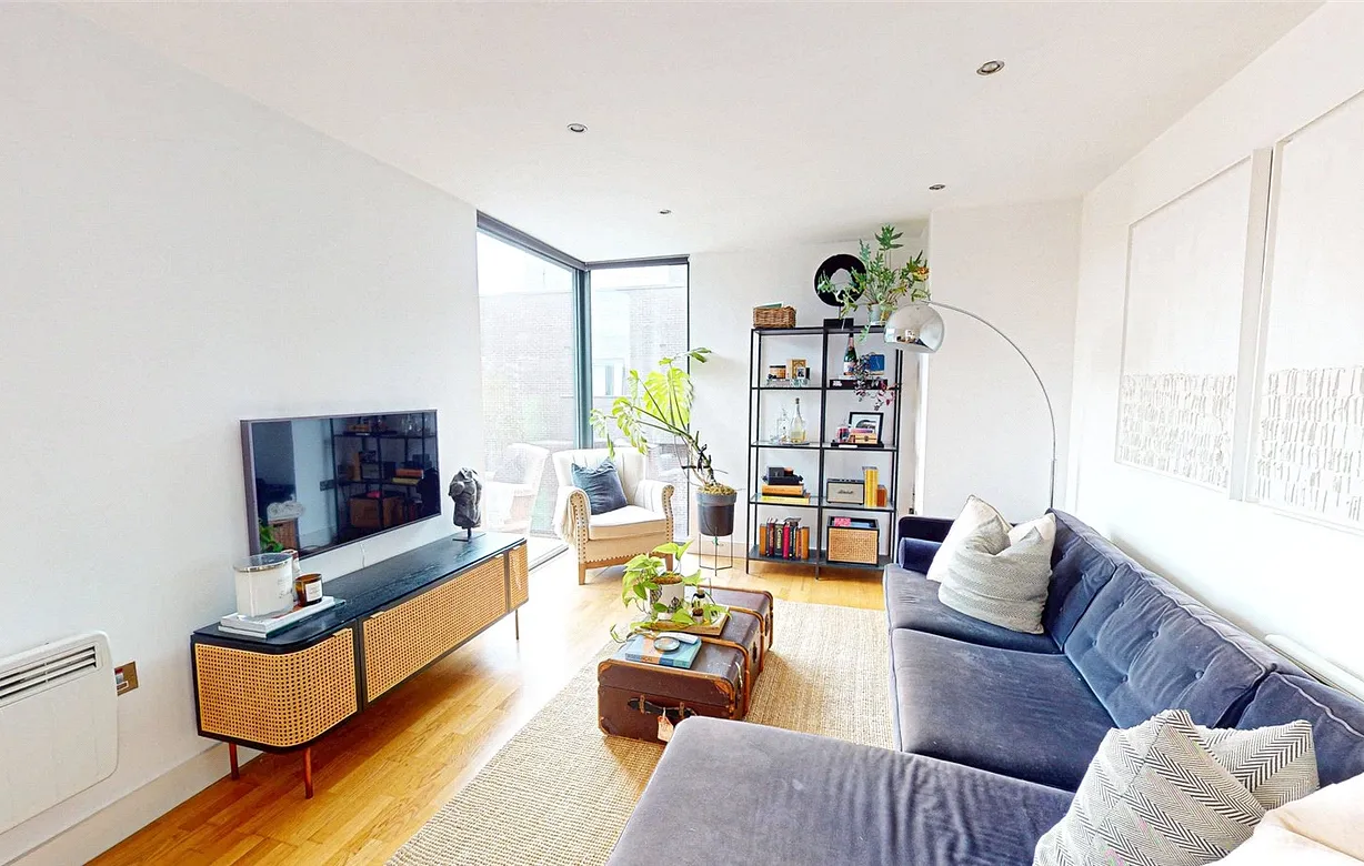 2 bedroom apartment for sale - Bentley Hurst