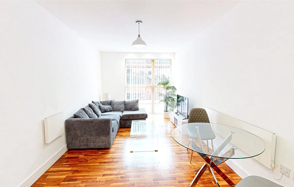 1 bedroom apartment for sale - Bentley Hurst