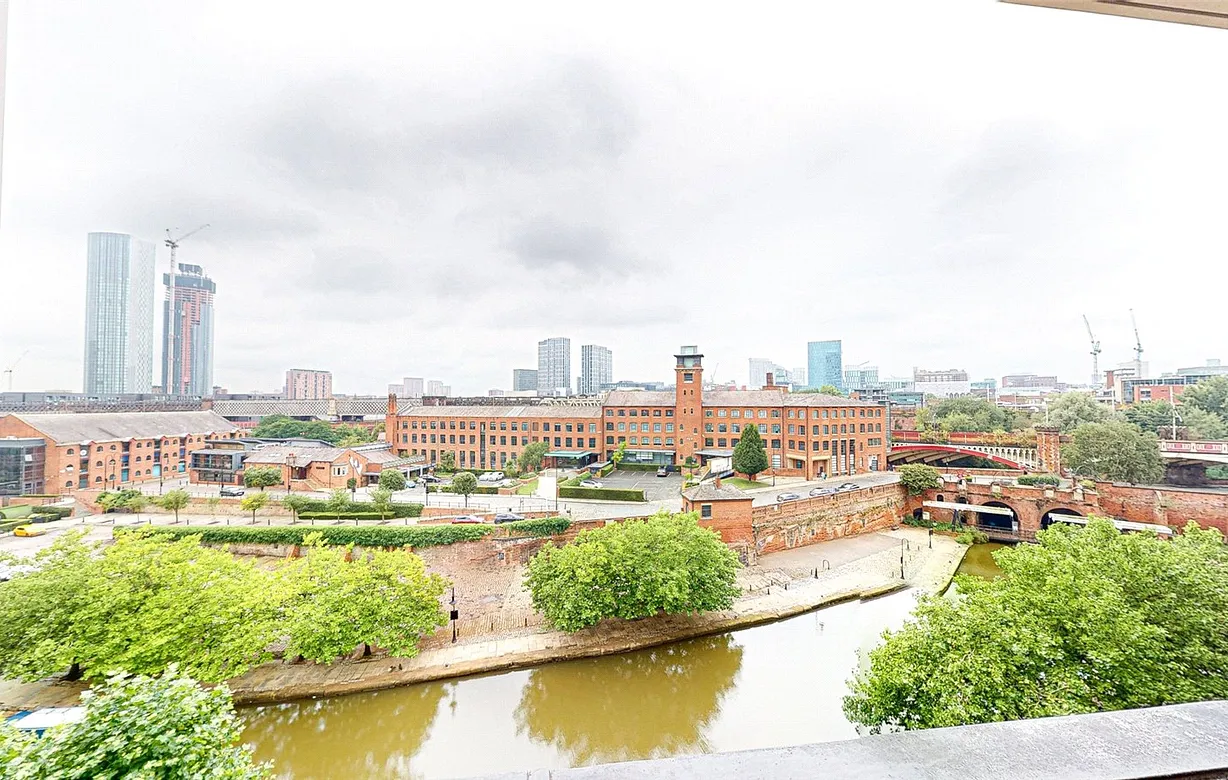 2 bedroom apartment for sale - Bentley Hurst