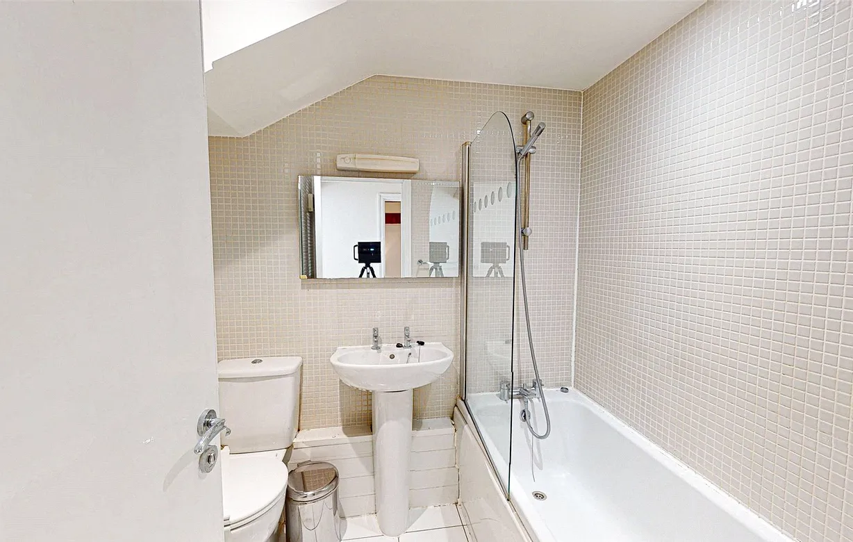 2 bedroom apartment for sale - Bentley Hurst