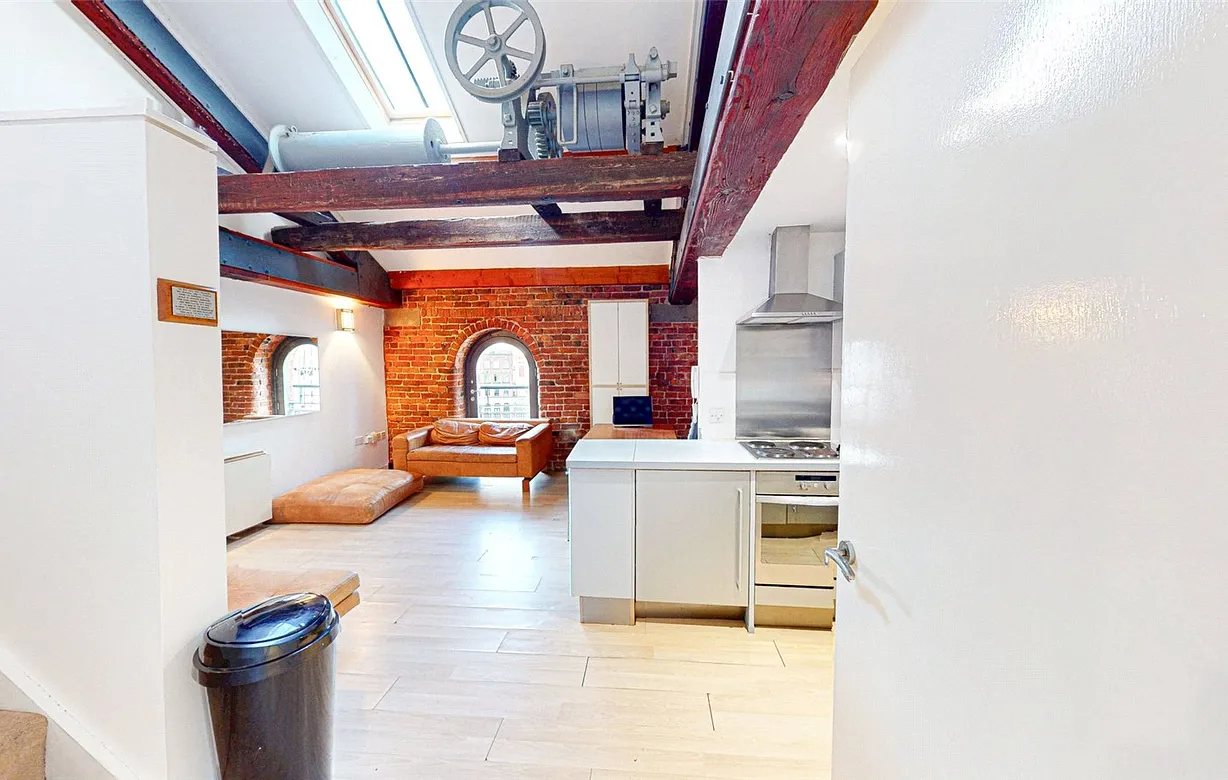 2 bedroom apartment for sale - Bentley Hurst