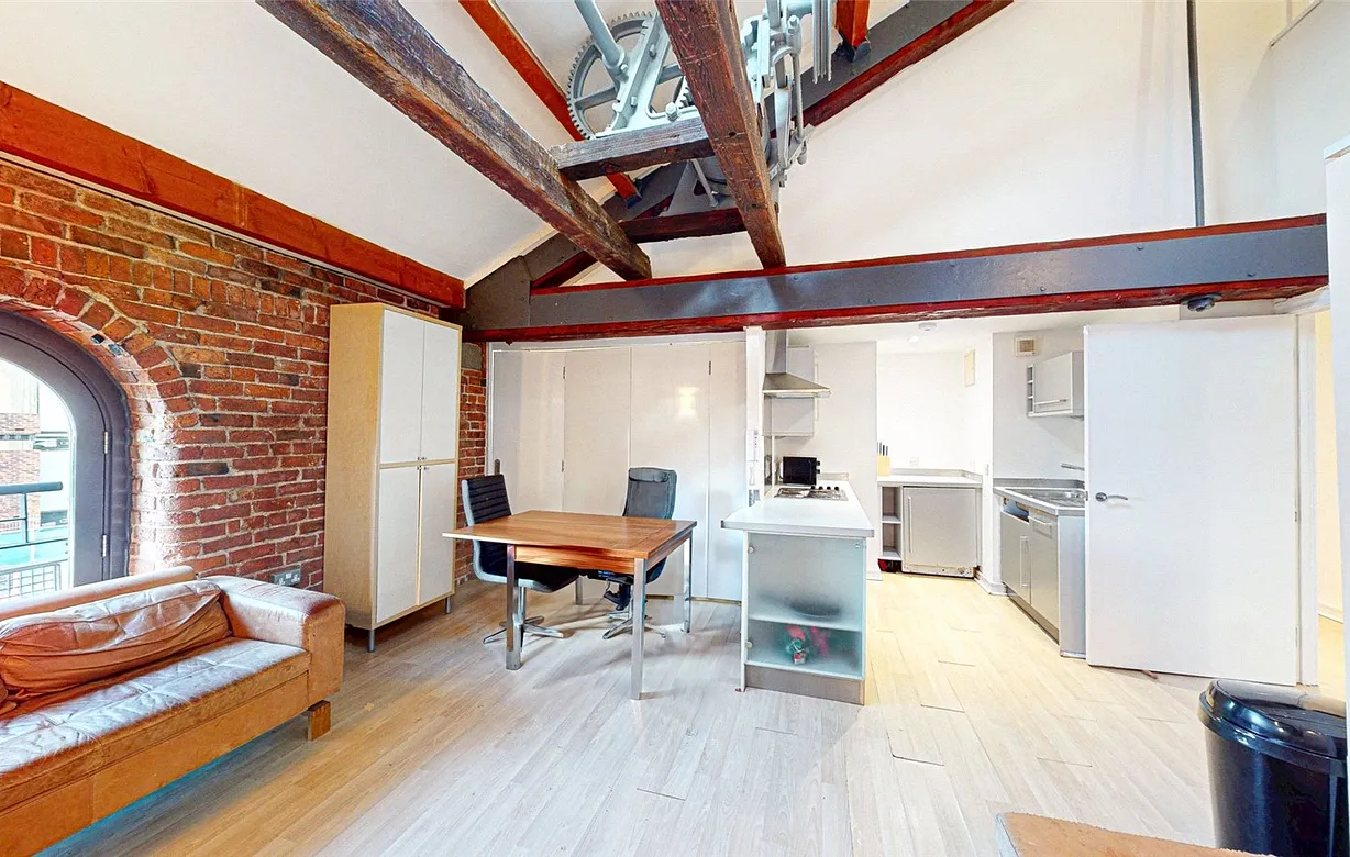 2 bedroom apartment for sale - Bentley Hurst