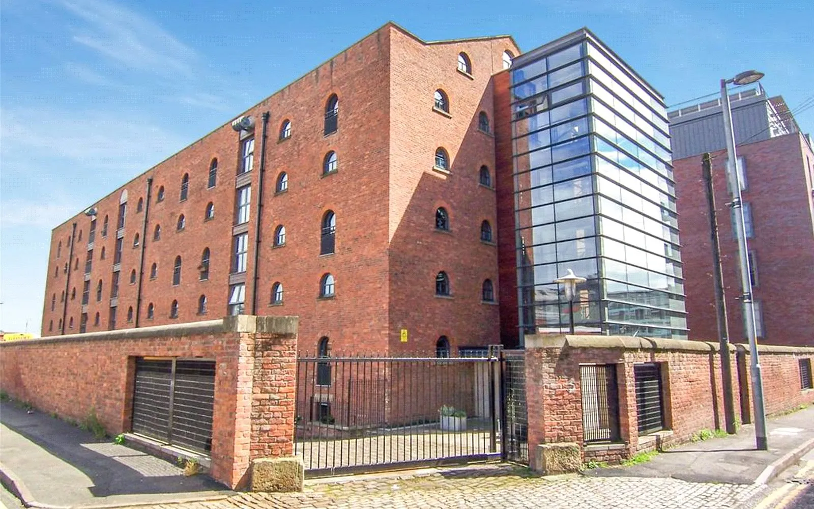 2 bedroom apartment for sale - Bentley Hurst