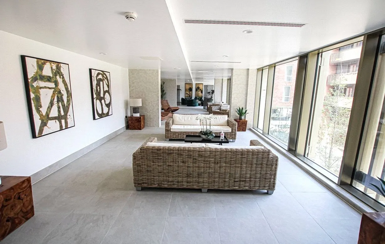 2 bedroom apartment to rent - Bentley Hurst