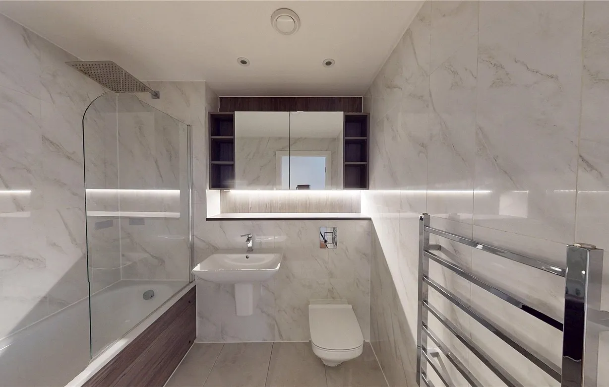 2 bedroom apartment to rent - Bentley Hurst