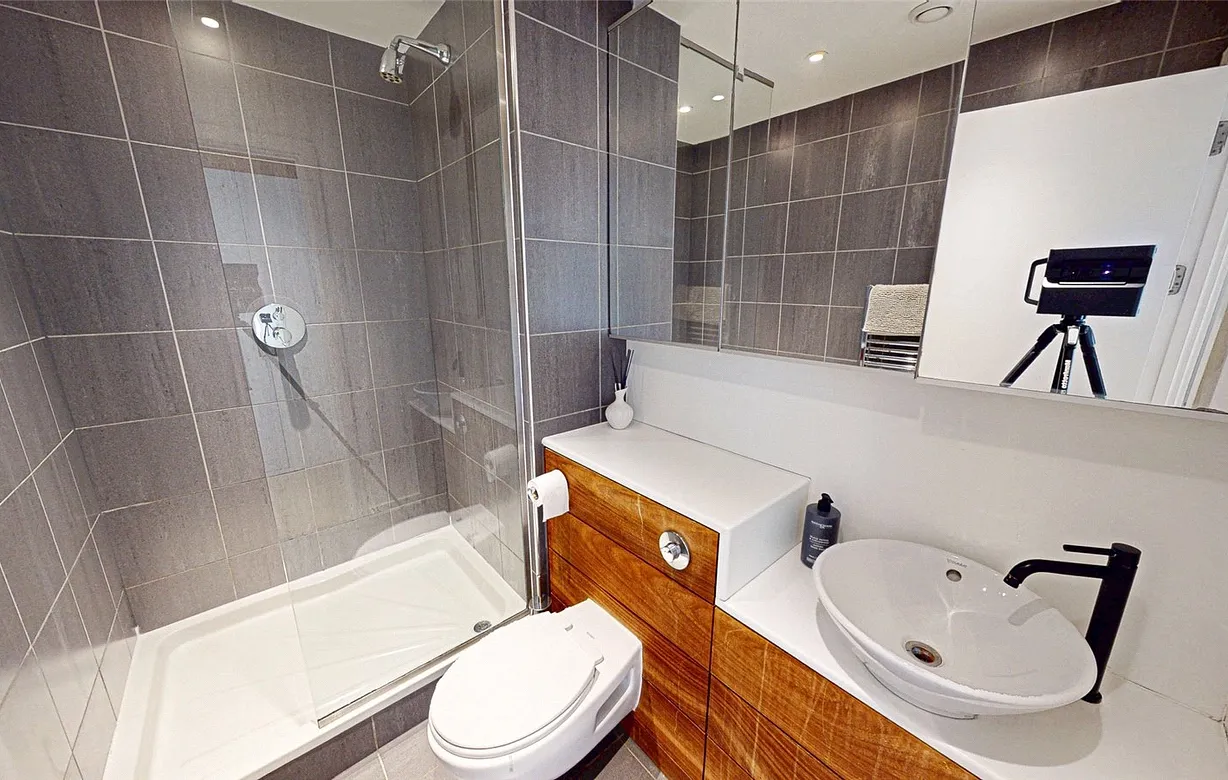 2 bedroom apartment for sale - Bentley Hurst