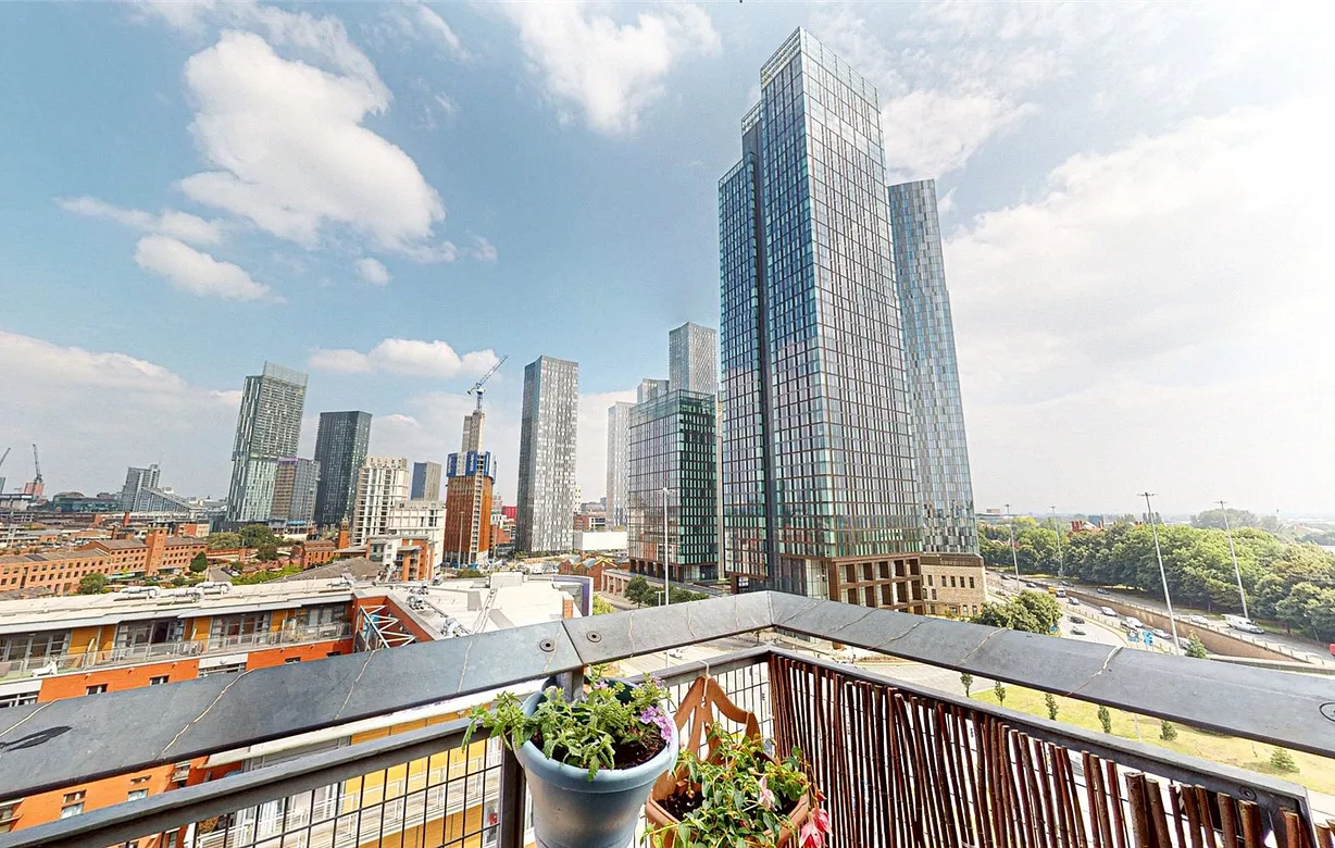 2 bedroom apartment for sale - Bentley Hurst