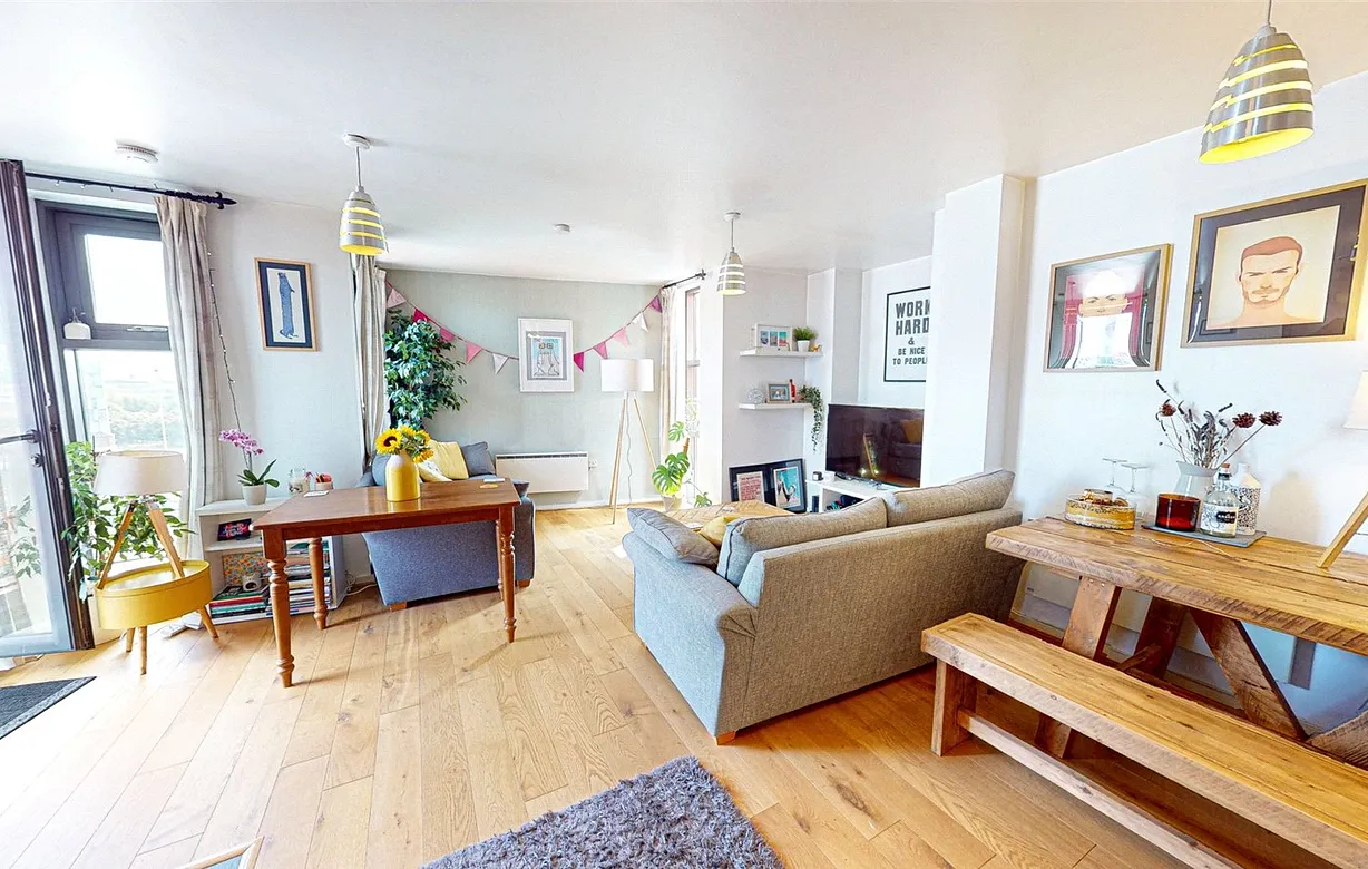 2 bedroom apartment for sale - Bentley Hurst