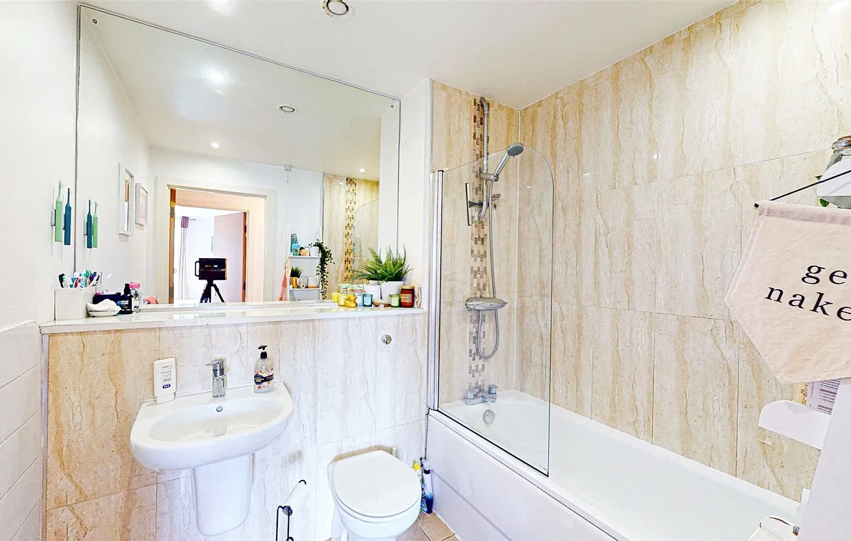 2 bedroom apartment for sale - Bentley Hurst