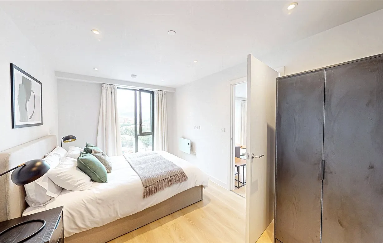 2 bedroom apartment to rent - Bentley Hurst