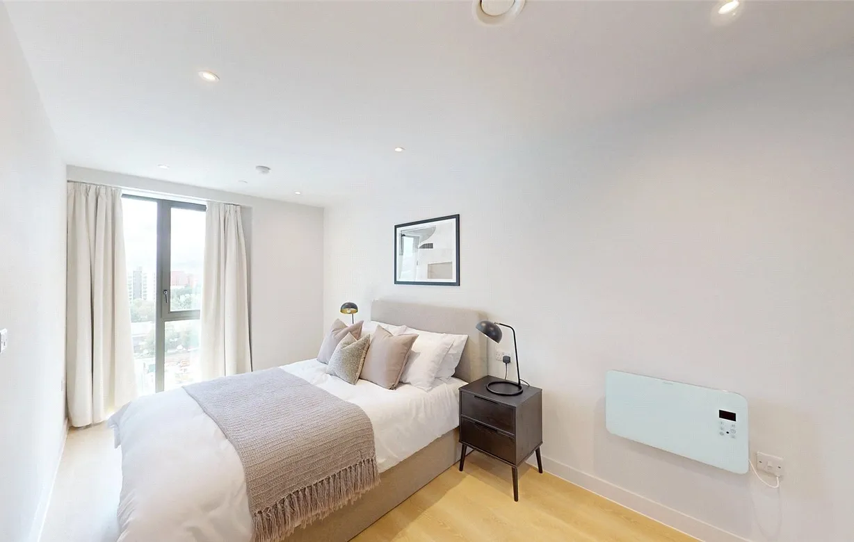 2 bedroom apartment to rent - Bentley Hurst