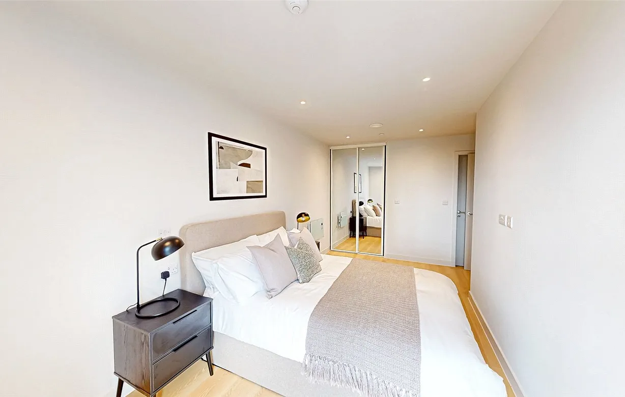 2 bedroom apartment to rent - Bentley Hurst