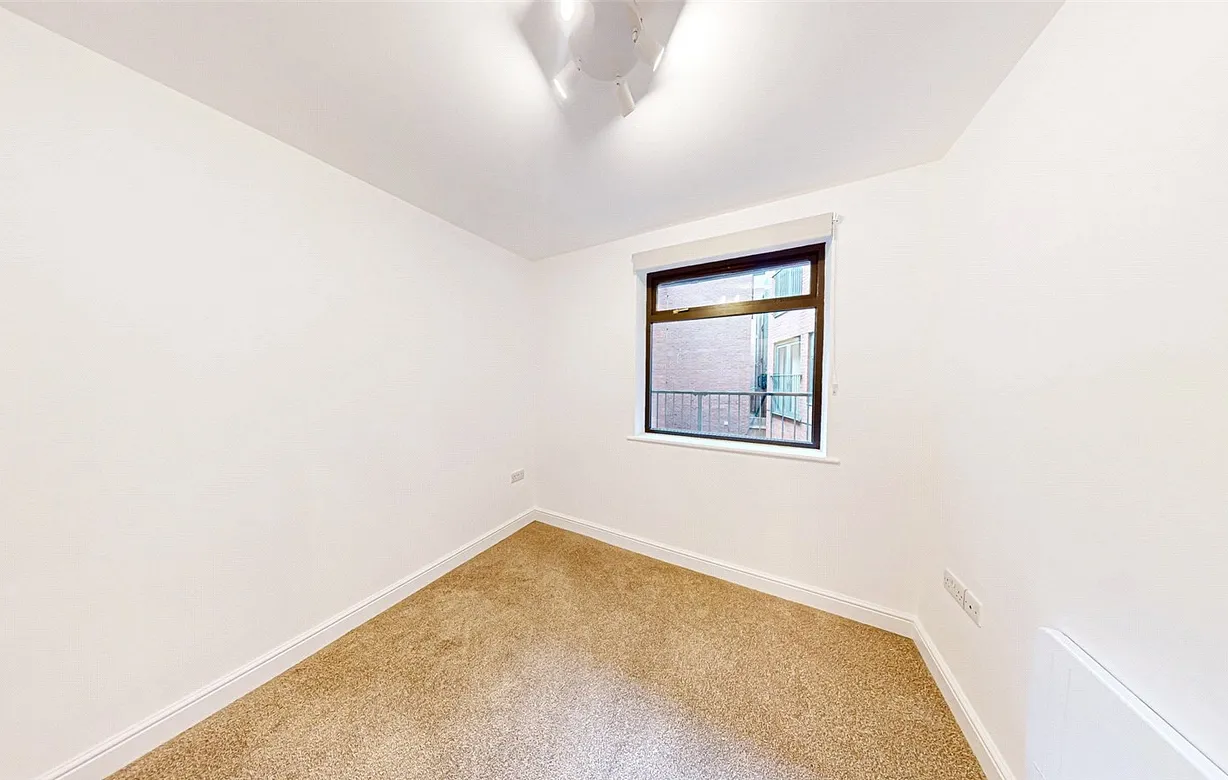 2 bedroom apartment to rent - Bentley Hurst